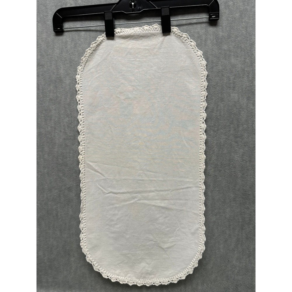 Vintage‎ Cotton Doily Table Runner Off-White Oval Lace Trim Crocheted 33" x 14"